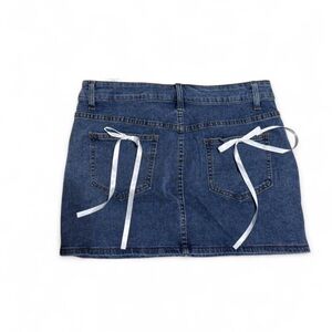 SHEIN Blue denim mini skirt with bows on the back - size Large